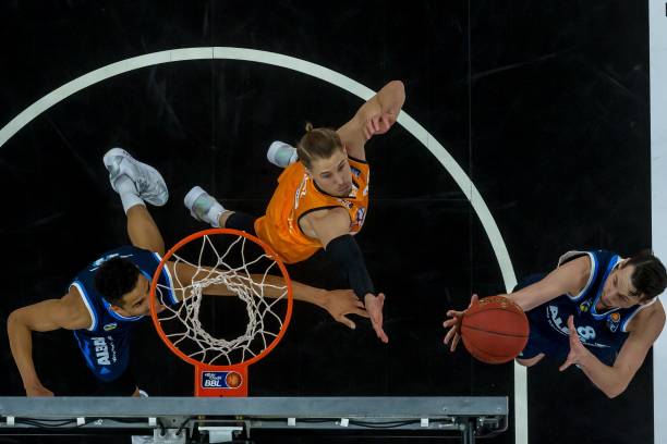 振奋的三连 振奋的三连