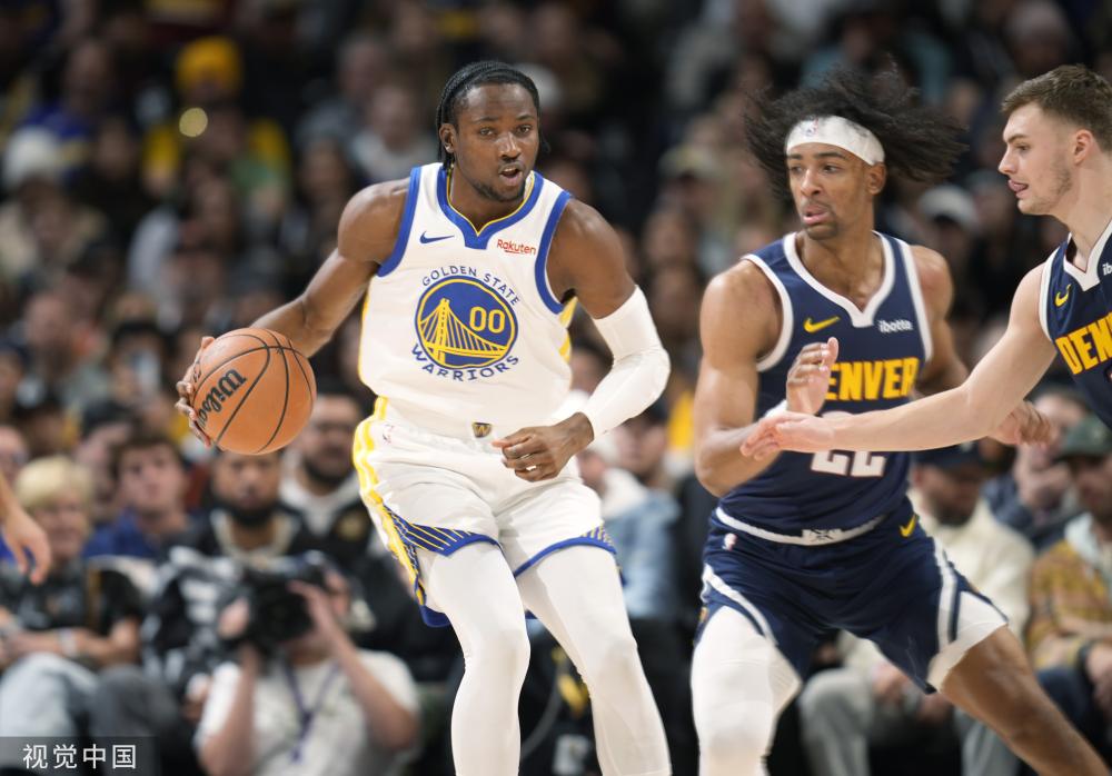 台上不仅展 台上不仅展